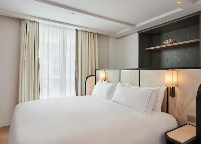 Carlton Cannes, A Regent Hotel